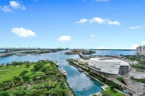 900 Biscayne Boulevard Miami FL 33132