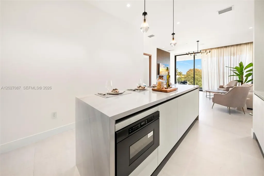 246 NE 6th Avenue Delray Beach FL 33483