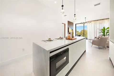 246 NE 6th Avenue Delray Beach FL 33483