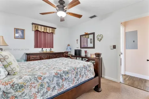 5540 NW 180th Terrace Miami Gardens FL 33055