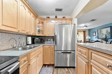 5540 NW 180th Terrace Miami Gardens FL 33055