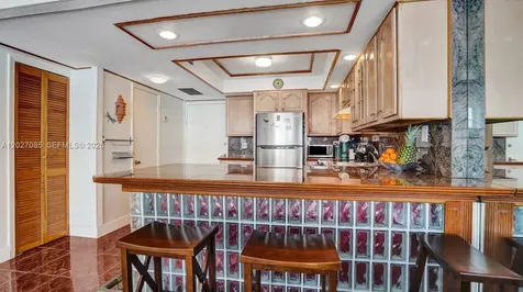 1228 West Avenue Miami Beach FL 33139