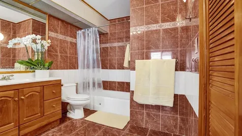 1228 West Avenue Miami Beach FL 33139
