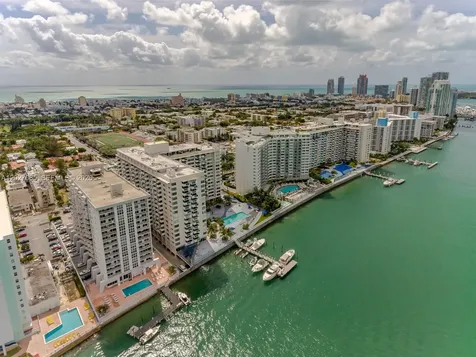 1228 West Avenue Miami Beach FL 33139