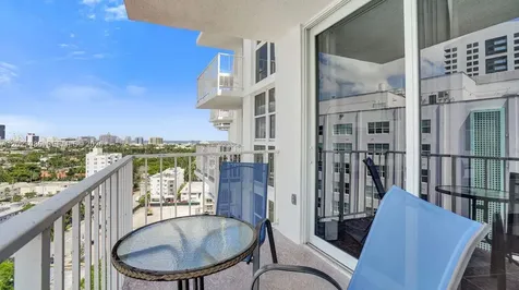 1228 West Avenue Miami Beach FL 33139
