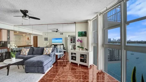 1228 West Avenue Miami Beach FL 33139