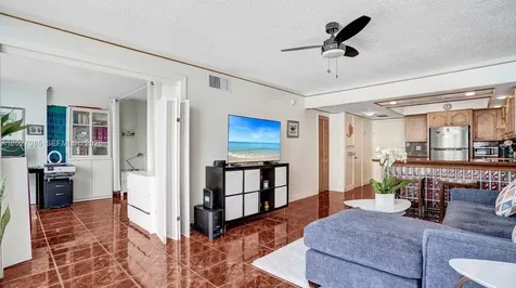 1228 West Avenue Miami Beach FL 33139