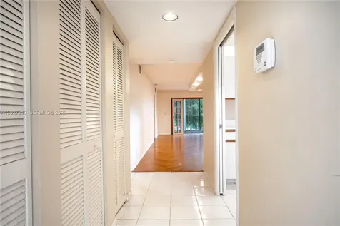 150 S Hollybrook Terrace Pembroke Pines FL 33025
