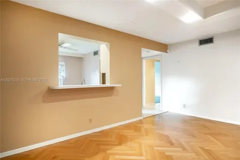 150 S Hollybrook Terrace Pembroke Pines FL 33025
