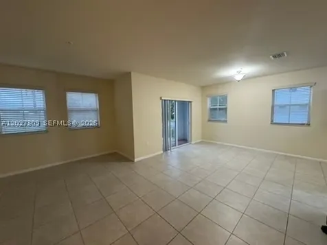 8650 NW 97 Avenue Doral FL 33178