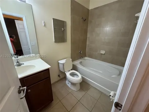 8650 NW 97 Avenue Doral FL 33178