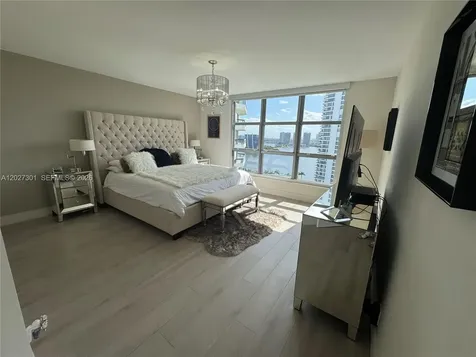 3500 Mystic Pointe Drive Aventura FL 33180