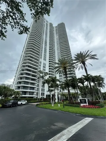 3500 Mystic Pointe Drive Aventura FL 33180