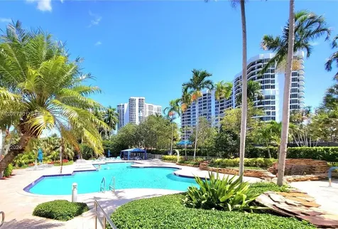 3500 Mystic Pointe Drive Aventura FL 33180