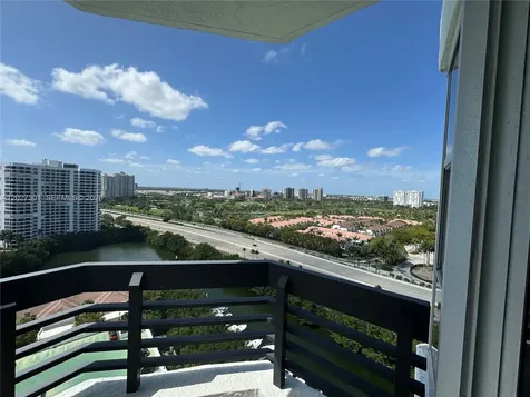 3500 Mystic Pointe Drive Aventura FL 33180