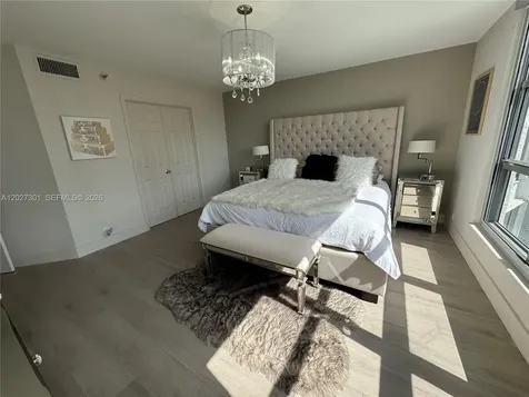 3500 Mystic Pointe Drive Aventura FL 33180