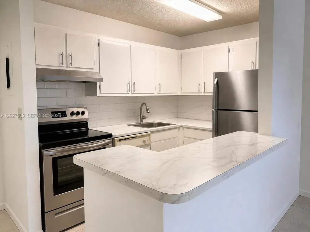 15540 SW 80th Street Miami FL 33193