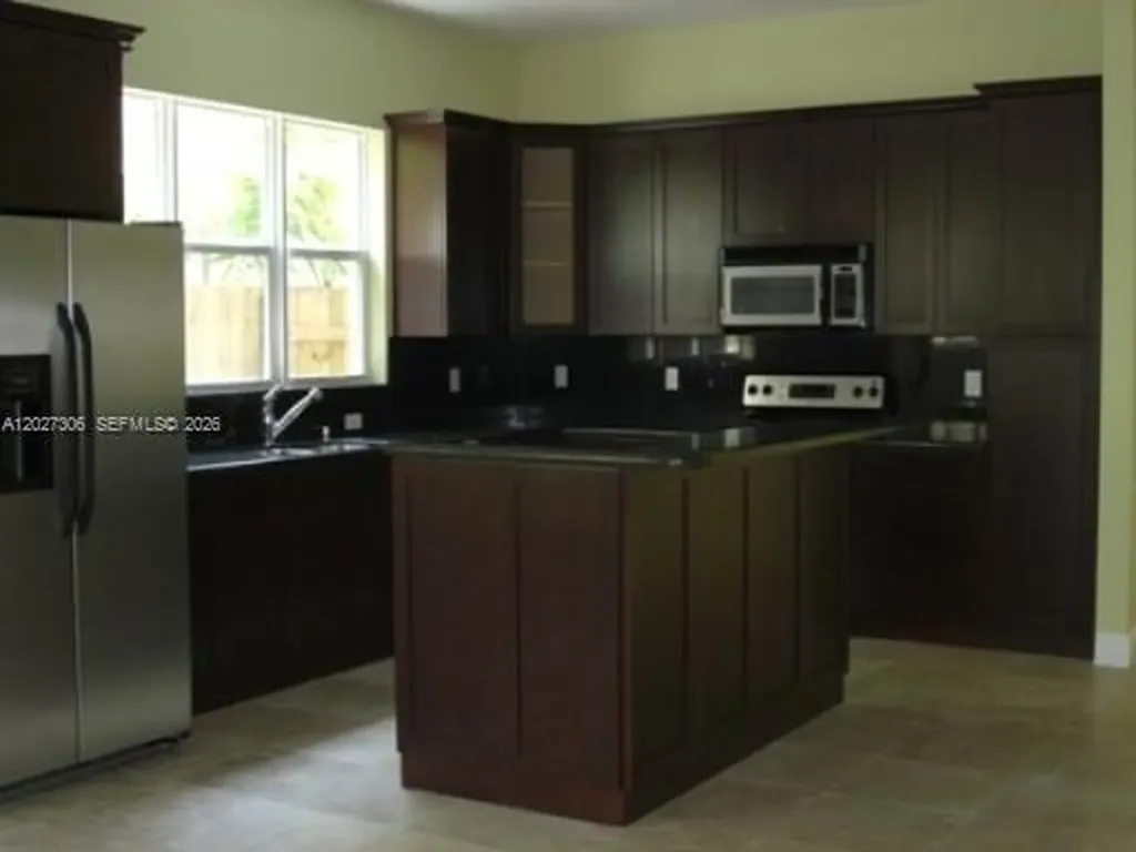 1236 NE 14th Avenue Fort Lauderdale FL 33304