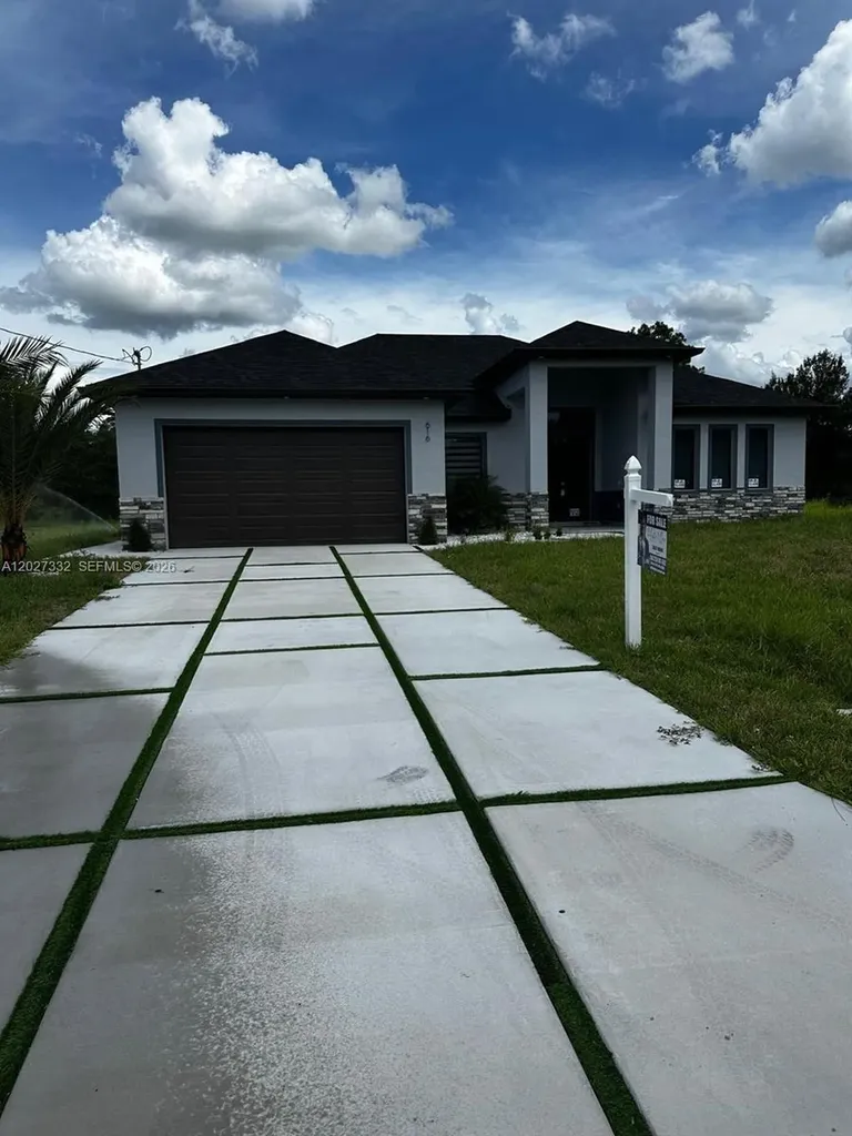 616 Maple Avenue N Lehigh Acres FL 33972