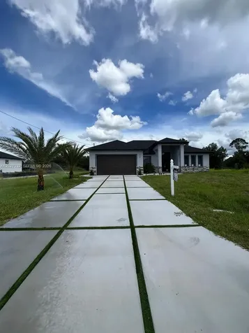 616 Maple Avenue N Lehigh Acres FL 33972