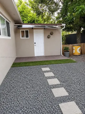 749 W Dayton Circle Fort Lauderdale FL 33312