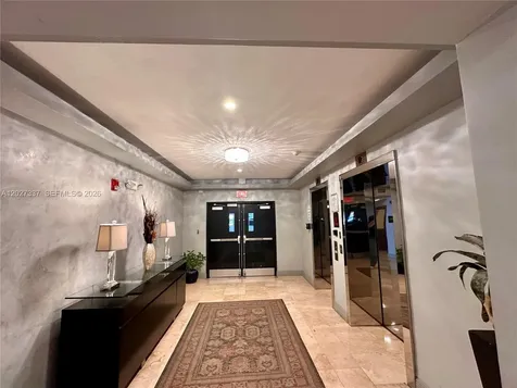 3590 Coral Way Miami FL 33145