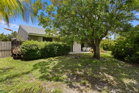 14641 Kirsten Court Davie FL 33325