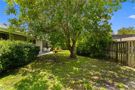 14641 Kirsten Court Davie FL 33325