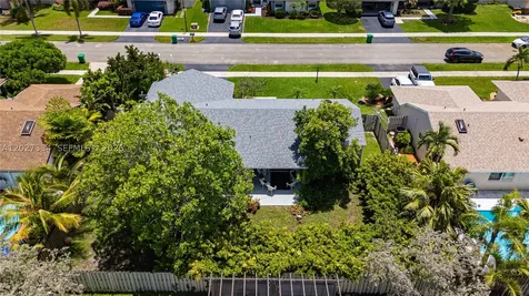 14641 Kirsten Court Davie FL 33325