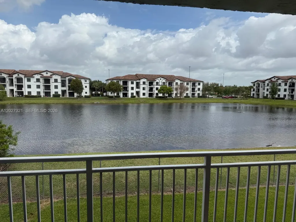 9373 Fontainebleau Boulevard Miami FL 33172