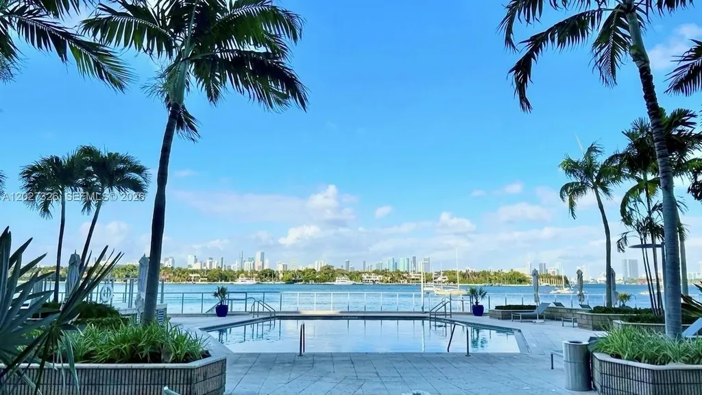 800 West Avenue Miami Beach FL 33139