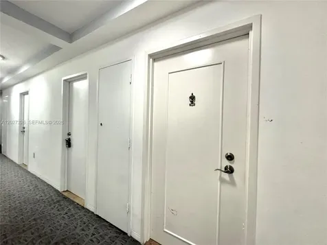 800 West Avenue Miami Beach FL 33139