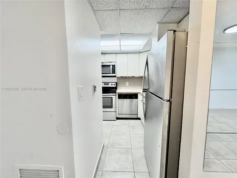 800 West Avenue Miami Beach FL 33139