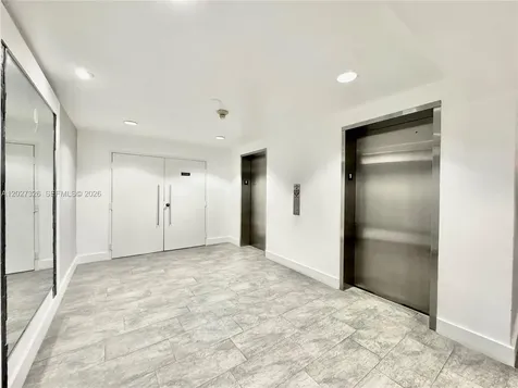 800 West Avenue Miami Beach FL 33139