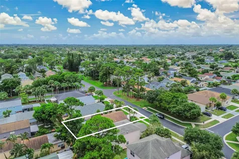 6188 Azalea Circle West Palm Beach FL 33415
