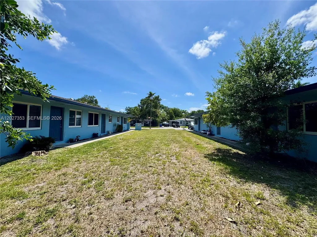 2641 SW 13th Avenue Fort Lauderdale FL 33315