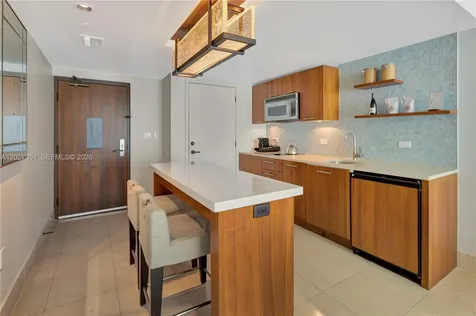 6801 Collins Avenue Miami Beach FL 33141
