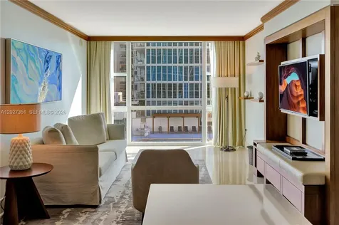 6801 Collins Avenue Miami Beach FL 33141