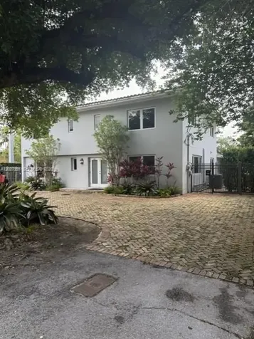 4803 University Drive Coral Gables FL 33146