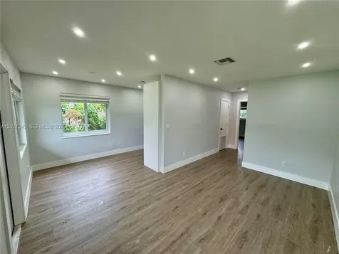 2631 SW 13th Avenue Fort Lauderdale FL 33315