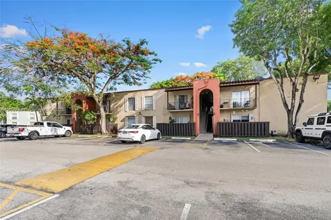 10780 N Kendall Drive Miami FL 33176