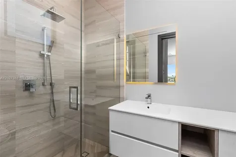 16470 NE 30th Avenue North Miami Beach FL 33160