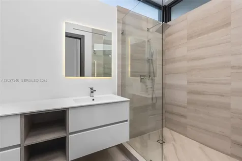 16470 NE 30th Avenue North Miami Beach FL 33160
