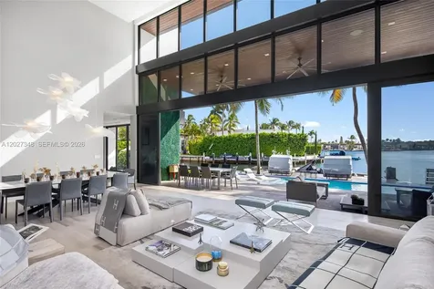 16470 NE 30th Avenue North Miami Beach FL 33160