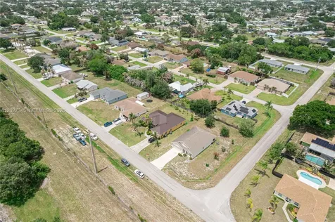 2497 SW Barber Lane Port St. Lucie FL 34984
