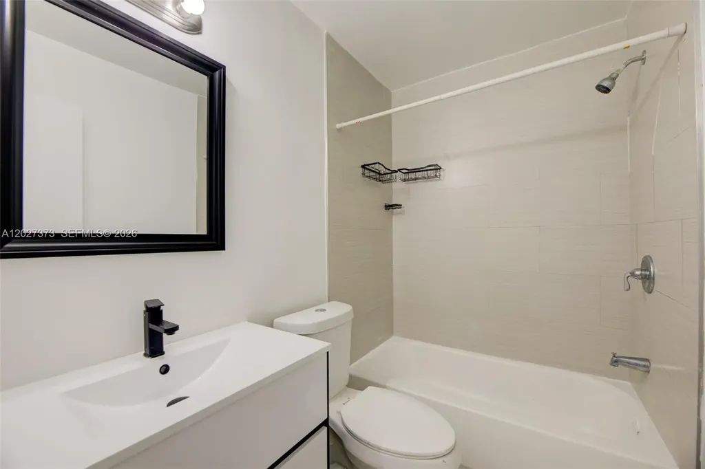 3327 Sapphire Road Lake Worth FL 33462