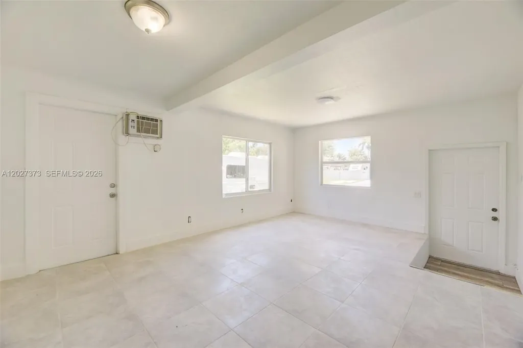 3327 Sapphire Road Lake Worth FL 33462