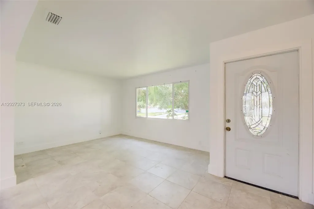 3327 Sapphire Road Lake Worth FL 33462