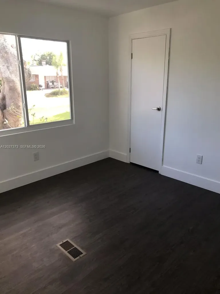 3327 Sapphire Road Lake Worth FL 33462