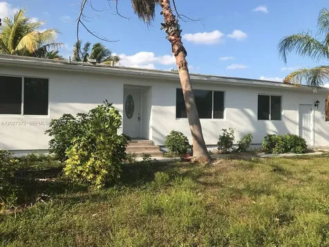 3327 Sapphire Road Lake Worth FL 33462